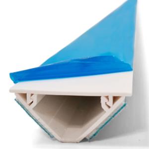 Enzo Leidinglijst | 15x34mm | WIT | driehoek hoekmontage | 2m CANALIT | Zelfklevende kabelgoot VPE=1 - 4747999