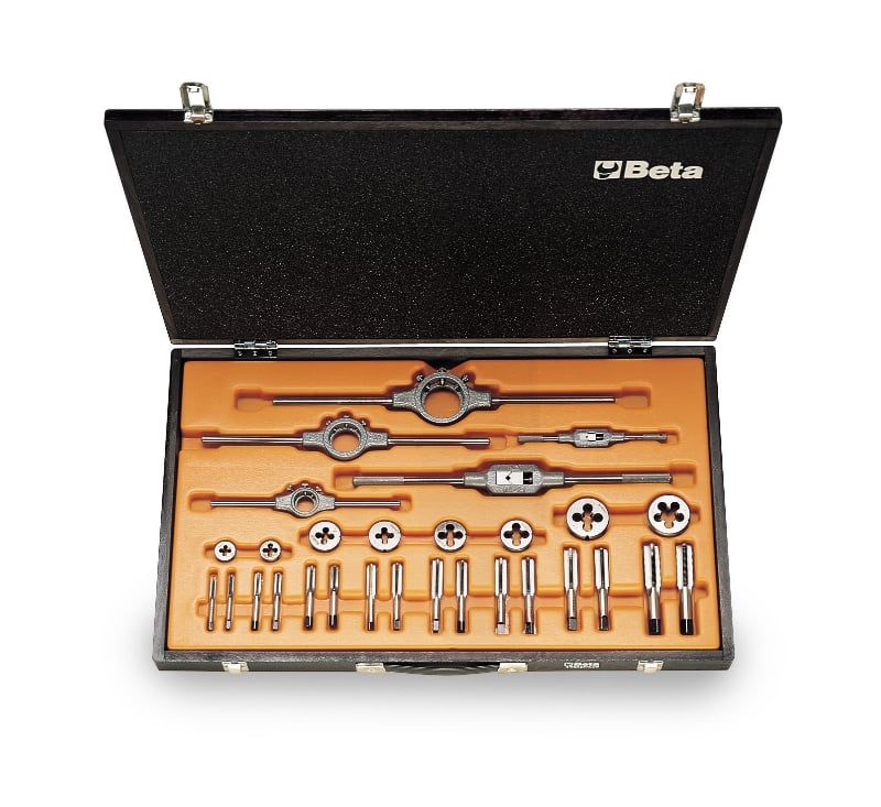 Beta Assortiment van verchroomd stalen tappen en snijplaten, UNF draad, met toebehoren in houten kist 446ASF/C29 - 004460070