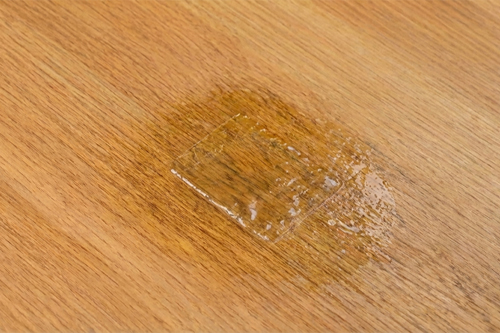 2. Laat het 1 tot 2 minuten intrekken.