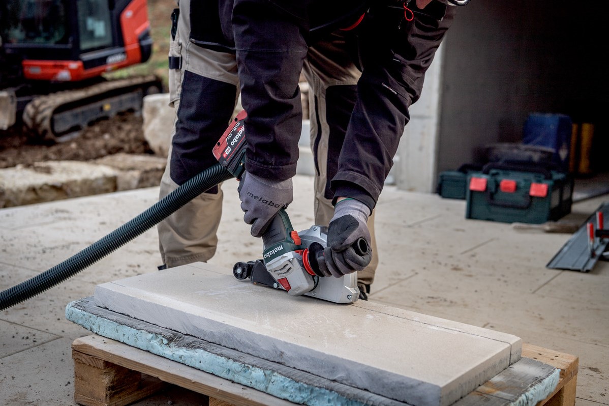 Metabo Haakse slijper WPB18LTBL 11-125 QUICK 2 x 5,5 Ah - 4061792206915