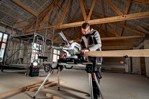 Metabo KGS 18 LTX BL 305 | Accu Afkortzaag | LTX | BL 305 | 18 V | Zonder accu's en lader | In doos - 614305850-2