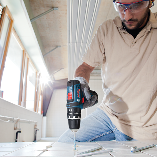 Bosch Blauw GSB 12V 15 accu Klopboormachine Li Ion 2.0Ah in L boxx 06019B6906