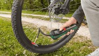 Bosch Groen EasyPump Set Accupomp (1x 3.0Ah accu + lader) - 603947002-3