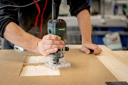 Metabo FM 500-6 Kantenfrees | 500 W | Incl. Parallelgeleider, kopieerflens en rollengeleiding - 601741000-3