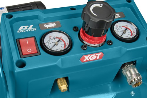 Compressor De Ar Portatil A Bateria Makita XGT 40V MP001GZ