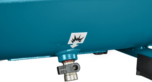 Makita AC001GZ_F_002