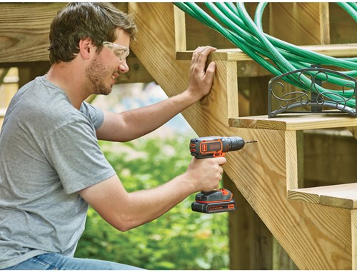 BLACK+DECKER BDCDC18 18V 1.5Ah Schroefboor - 1 snelh | 1x 18V 1.5Ah accu + 200mA Lader - BDCDC18-QW-3