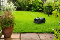 Bosch Groen Robotmaaier VISIMOW18V-200 | Incl. 1 x 18 V Li-Ion accu (5,0 Ah) + AL 18V-44 lader + Reservemessen - 06008E1102-3