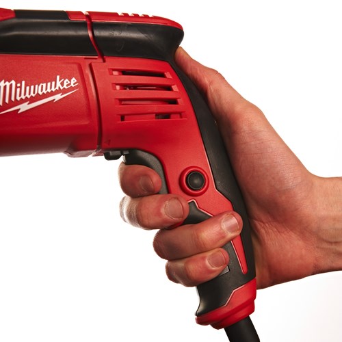 PD2E_24_R--Feat_06.jpg