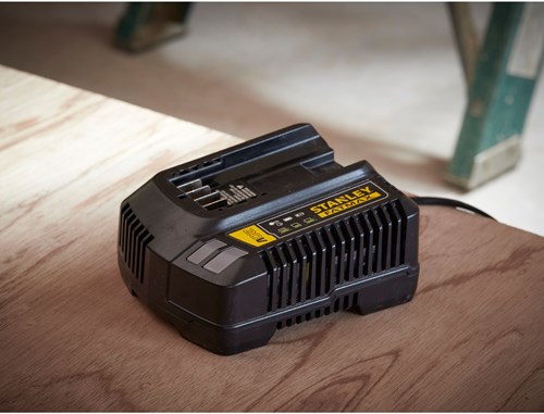 Stanley FATMAX SFMCB14 V20 18V 4A Lader - SFMCB14-QW-3