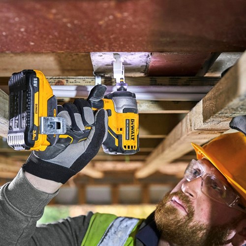 dcf809n-dewalt-cordless-brushless-compact-impact-driver.jpg