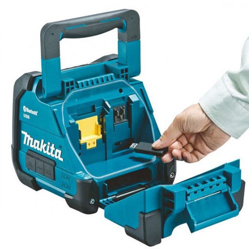 Makita DMR202 Bluetooth Speaker Ip64 met USB poort - DMR202-3
