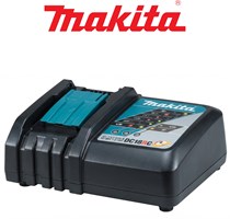 Makita acculaders