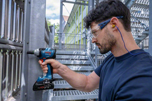 Bosch Blauw GDS 18V-330 HC Accu Slagmoeraanzetter | 330 Nm | Zonder accu en lader | In L-Boxx - 06019L5001-2