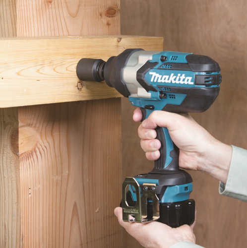 Makita DTW1002RTJ 18v Slagmoersleutel 1000 Nm 5,0Ah accu (2 st), snellader, Mbox-3